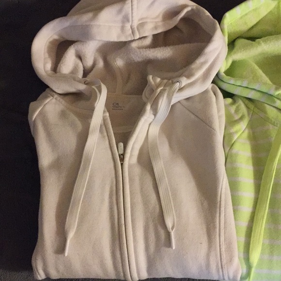 GapFit Elements Hoodies- Multiple Colors Available - Picture 4 of 6